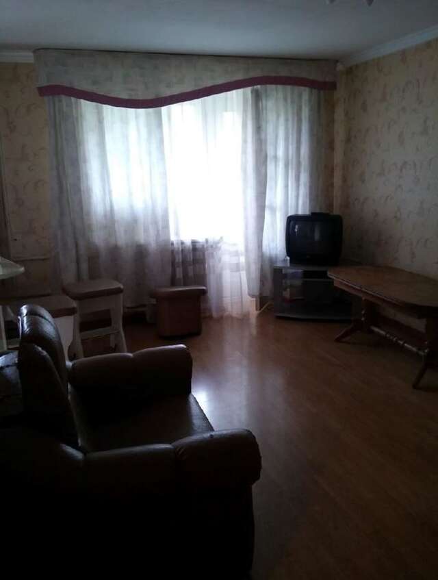 Апартаменты Ватутина 41 бюджетная двухкомнатная Донецк-9